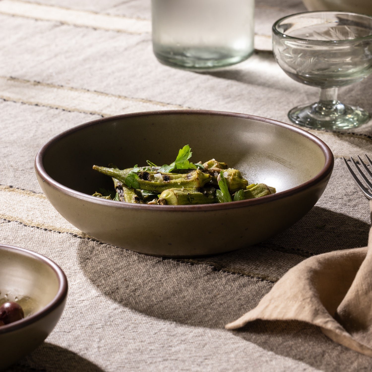 Vellax Supply daily bowl in Pine Green, close view with vegetables